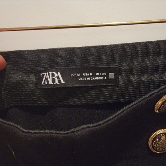 Zara Black High Waisted Pull On Seamed Leggings with Gold Buttons Ponte Pants - Picture 4 of 9